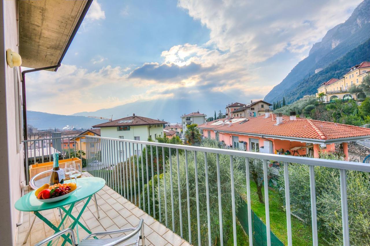 Casa Palmaverde Few Min From - Happy Apartment Riva del Garda
